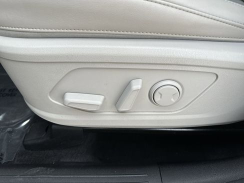 Certified 2022 Kia Sorento SX AWD/4WD image 14