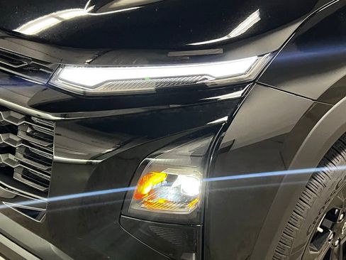New 2026 Chevrolet Equinox LT FWD image 9