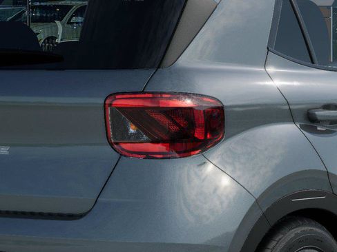 New 2026 Hyundai Venue SEL FWD image 10