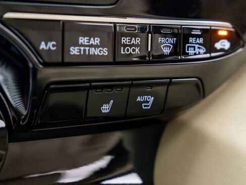 Used 2022 Acura MDX SH-AWD w/ Technology Package image 28