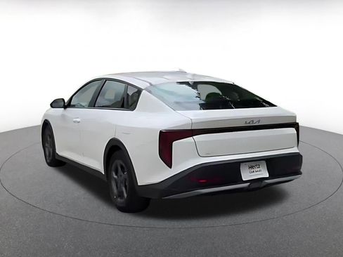 Used 2025 Kia K4 FWD image 10