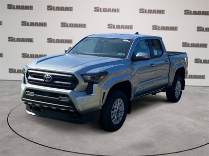 New 2025 Toyota Tacoma SR5