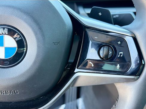 Used 2024 BMW 530i w/ Premium Package image 40