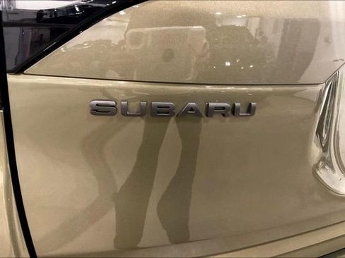 Used 2025 Subaru Forester Premium w/ Convenience Package #1 image 8