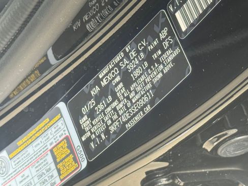 Used 2025 Kia K4 FWD image 29