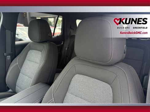 New 2026 GMC Terrain Elevation w/ LPO, Floor Liner Package AWD/4WD image 38