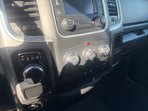 Used 2024 RAM 1500 Classic SLT image 33