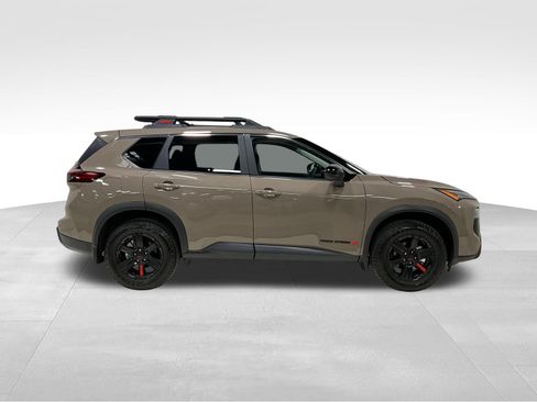 Used 2025 Nissan Rogue SV w/ Rock Creek Premium Package AWD/4WD image 4