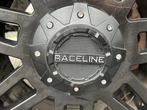 Used 2013 RAM 1500 Laramie Longhorn w/ Convenience Group image 22