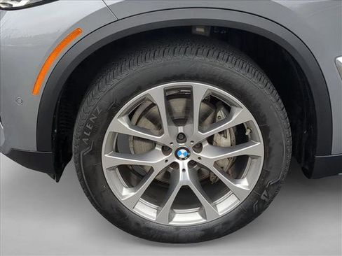 Used 2024 BMW X5 xDrive40i w/ Premium Package image 30