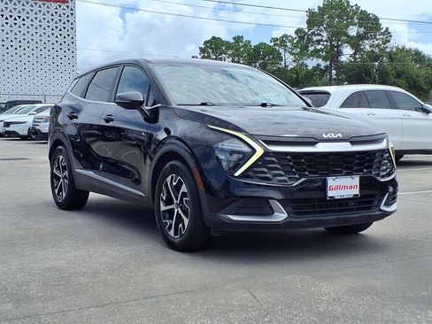 Used 2023 Kia Sportage EX FWD image 2