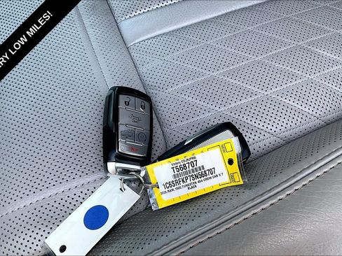 Used 2025 RAM 1500 Tungsten AWD/4WD image 10