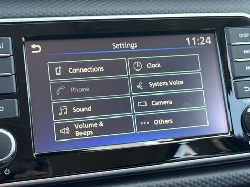 Certified 2025 Nissan Kicks Play S image 31