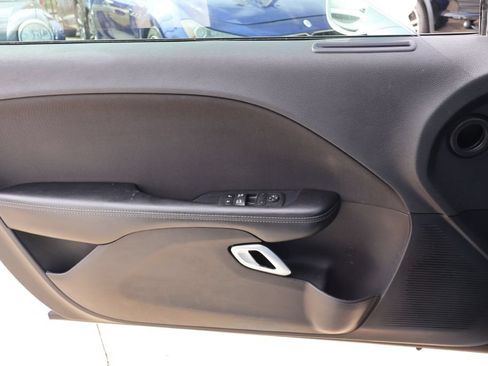 Used 2016 Dodge Challenger SXT RWD image 26