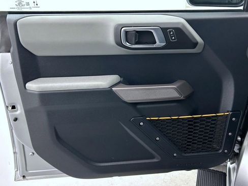 Used 2023 Ford Bronco Badlands w/ Sasquatch Package image 10