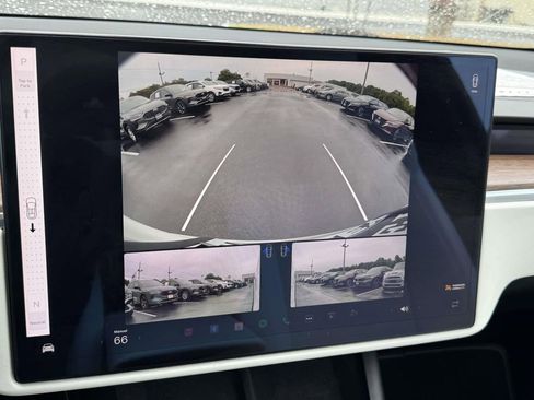 Used 2022 Tesla Model X AWD/4WD image 4