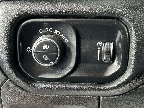 Used 2022 RAM 1500 Big Horn image 28