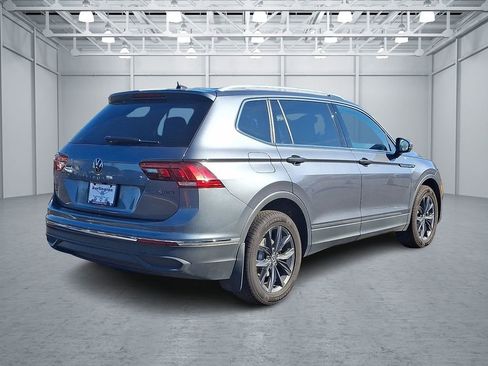 Certified 2022 Volkswagen Tiguan SE AWD/4WD image 6