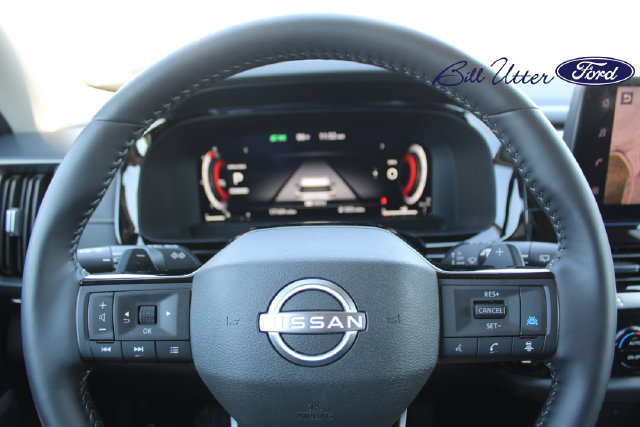 Used 2026 Nissan Pathfinder SL FWD image 24