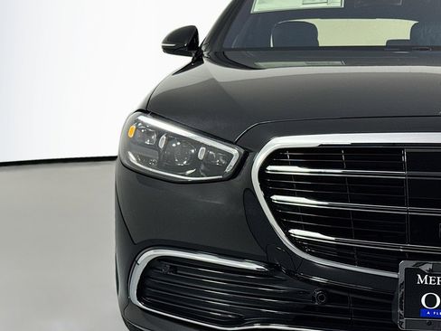 New 2026 Mercedes-Benz S 500 4MATIC image 13