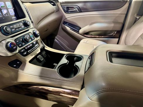 Used 2018 GMC Yukon SLT image 20