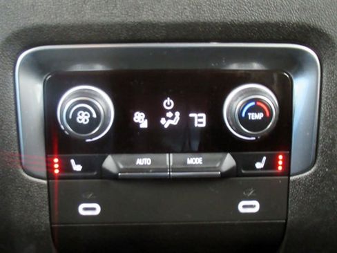 Used 2021 Chevrolet Suburban High Country image 37