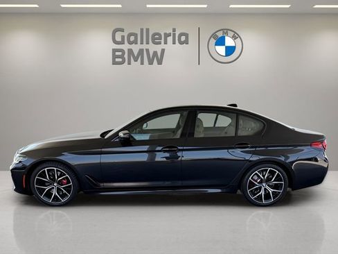 Used 2022 BMW 530i w/ M Sport Package image 10