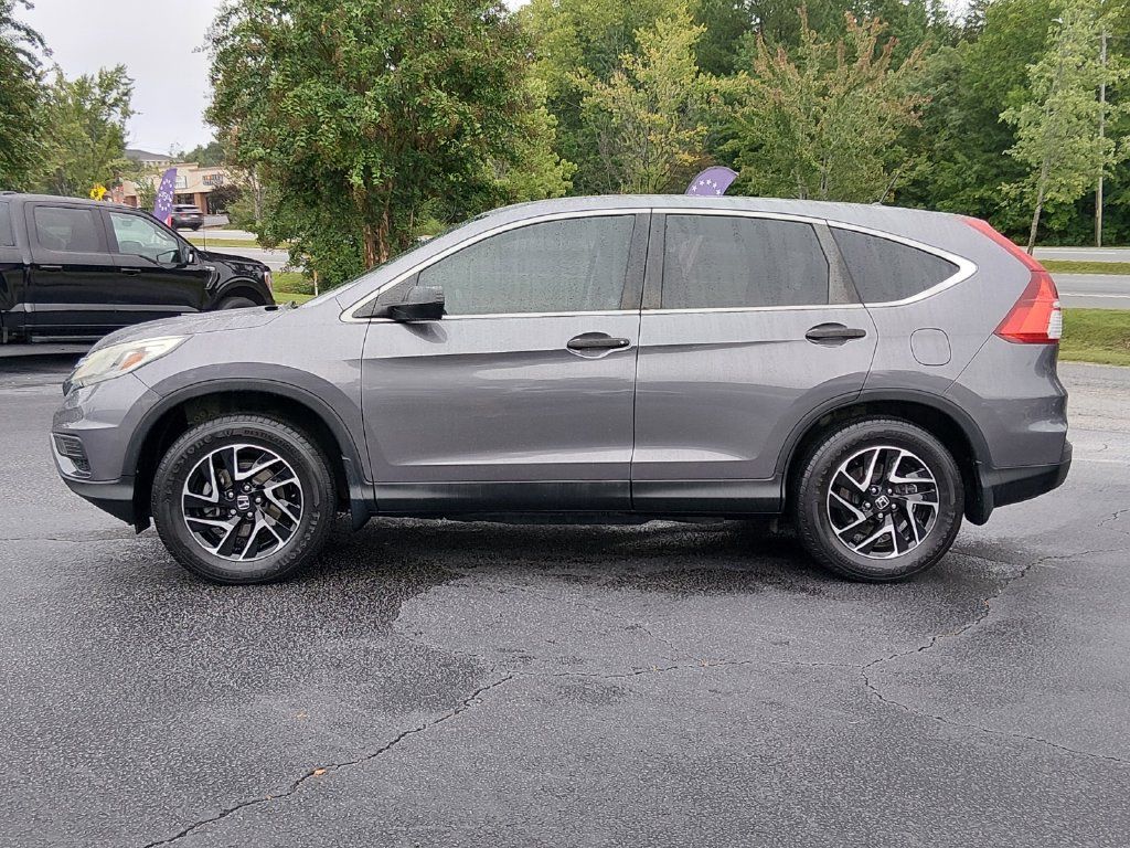 Used 2016 Honda CR-V SE image 7