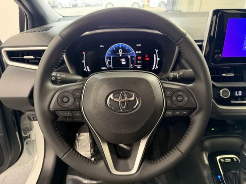 Used 2024 Toyota Corolla XSE FWD image 17