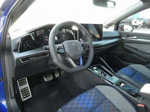 Used 2025 Volkswagen Golf w/ Euro Style Package image 22