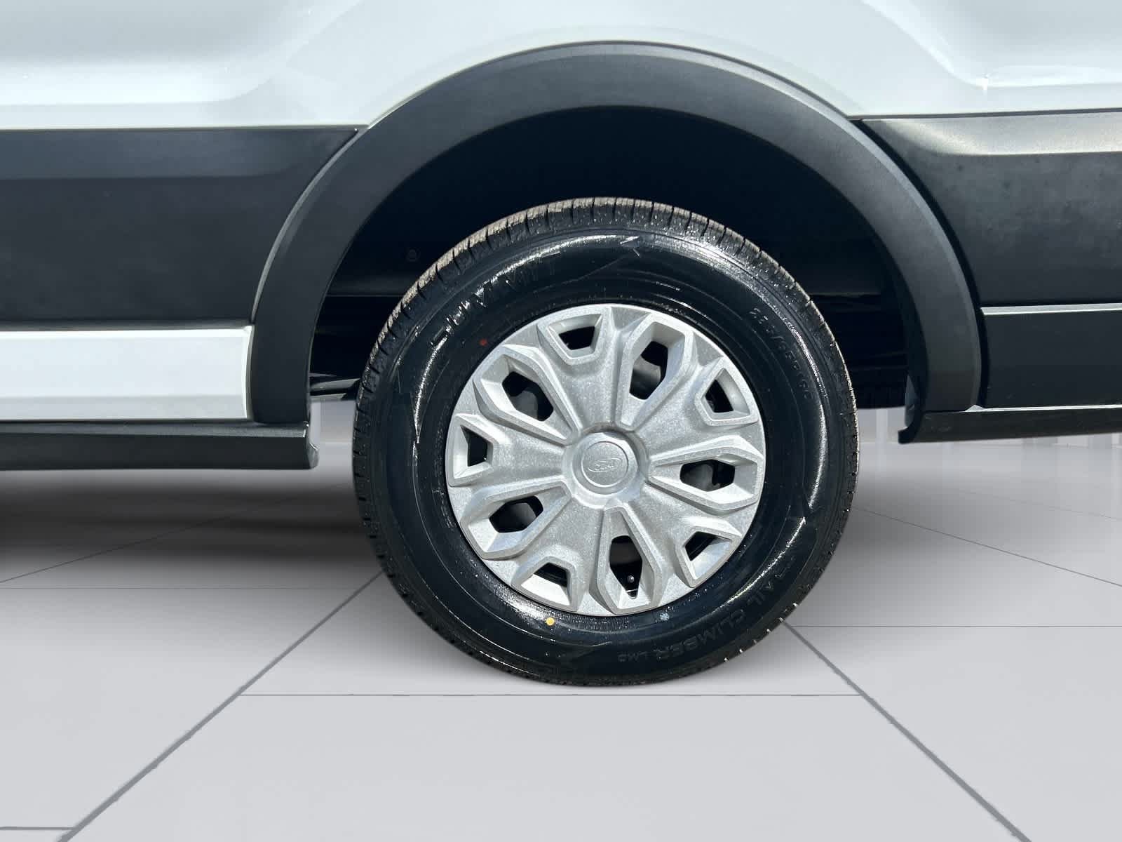 Used 2023 Ford Transit 350 XL RWD image 10