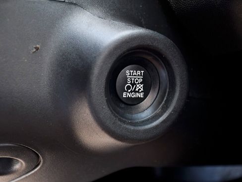 Used 2023 RAM ProMaster 2500 image 24