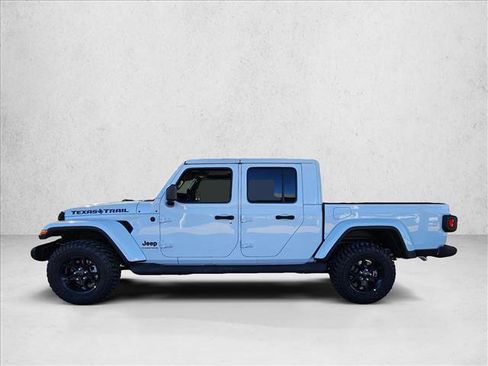 New 2026 Jeep Gladiator Sport image 5