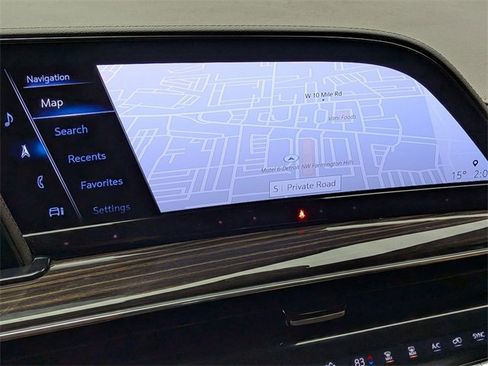 Certified 2022 Cadillac Escalade Premium Luxury w/ Performance Package image 16