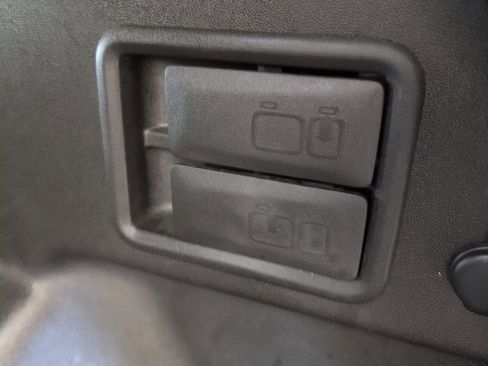 Used 2022 Chevrolet Equinox LT image 28