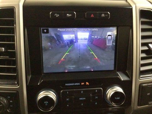 Used 2018 Ford F150 Lariat w/ Equipment Group 502A Luxury image 8