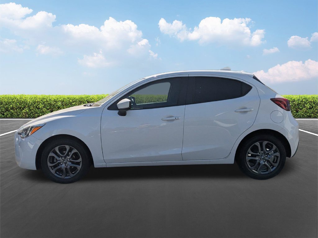Used 2020 Toyota Yaris XLE FWD image 8