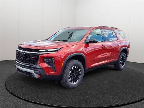 New 2026 Chevrolet Traverse Z71 w/ Driver Confidence Package AWD/4WD image 3