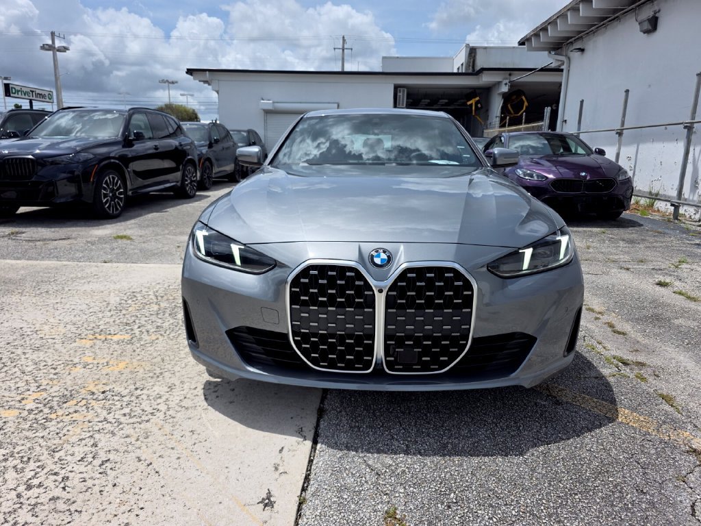 New 2026 BMW 430i w/ Parking Assistance Package RWD image 2
