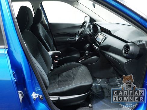 Used 2021 Nissan Kicks S image 14