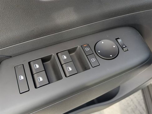 New 2026 Hyundai Kona SE image 20