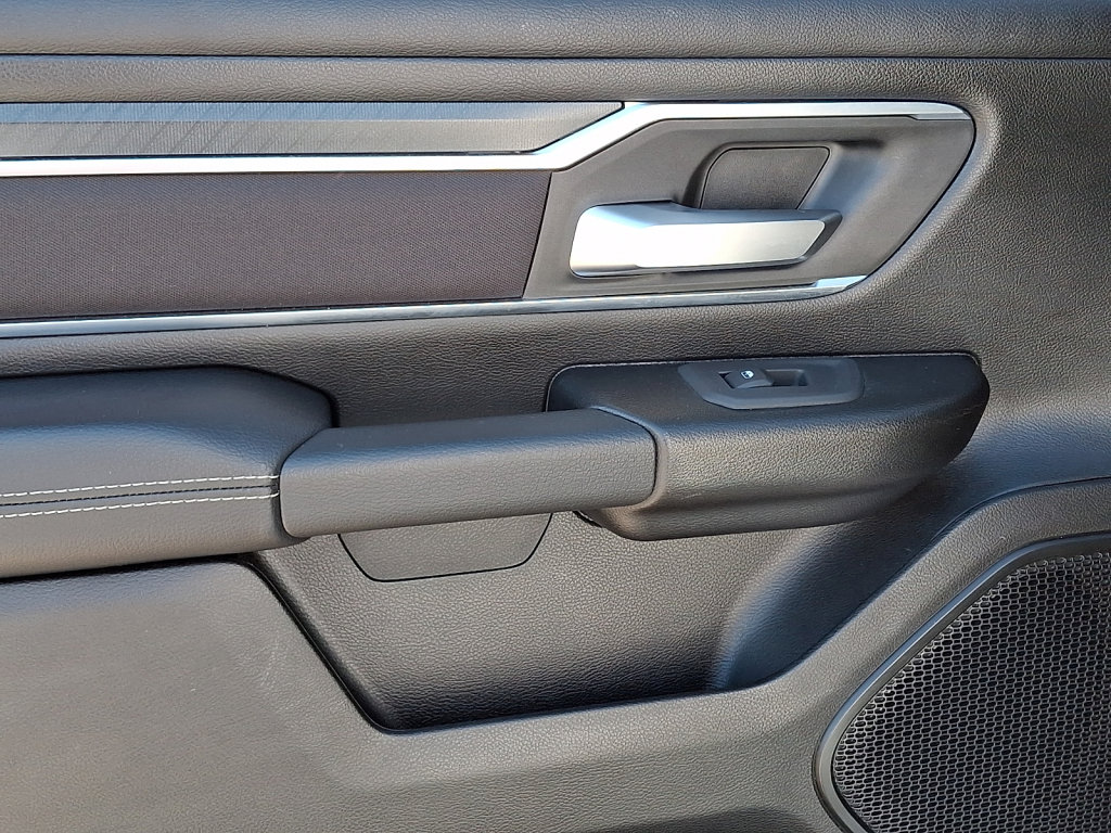 Used 2025 RAM 1500 Big Horn AWD/4WD image 19