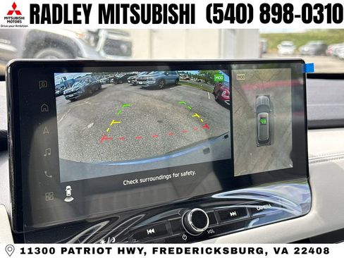 New 2026 Mitsubishi Outlander SEL image 9