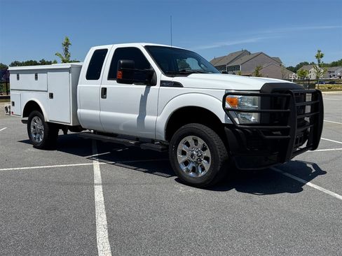 Used 2016 Ford F350 XL AWD/4WD image 9
