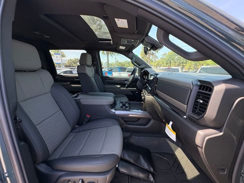 New 2026 Chevrolet Silverado 2500 ZR2 AWD/4WD image 22