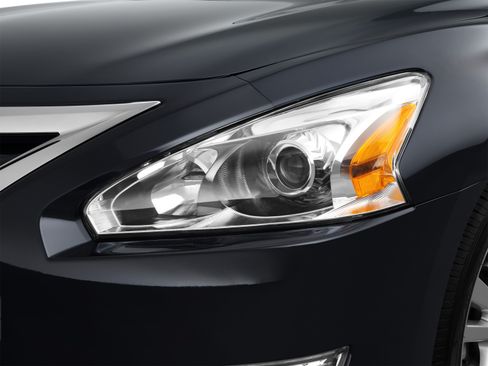 Used 2013 Nissan Altima 2.5 SV w/ 2.5SV Convenience Pkg FWD image 53