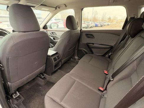 Used 2023 Nissan Rogue S image 13