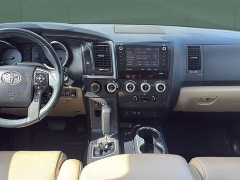 Used 2021 Toyota Sequoia Limited w/ Safety & Convenience Package AWD/4WD image 20