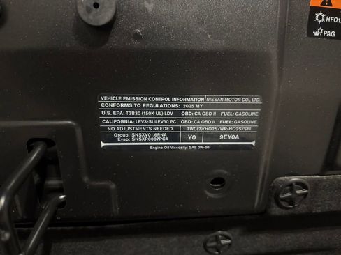 New 2025 Nissan Versa SR w/ Trunk Package image 33