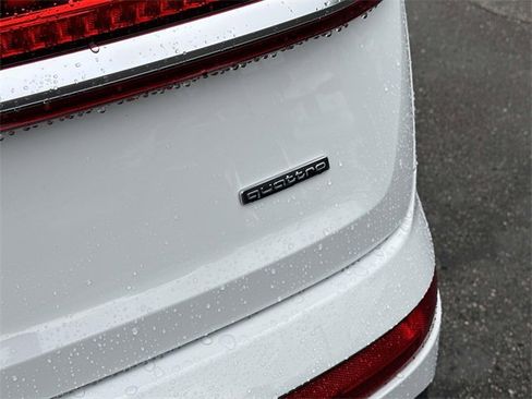 Used 2023 Audi Q7 2.0T Premium Plus w/ Premium Plus Package image 13